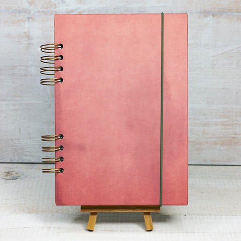 Workshop: Binde dein eigenes Sketchbuch Workshop Kreativ Werkstatt 24